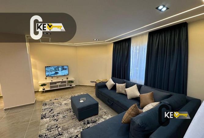 8704900 - Property Main Image