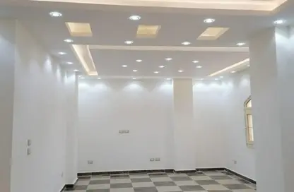 Apartment - 3 Bedrooms - 2 Bathrooms for rent in Al Gezira St. - South Investors Area - New Cairo City - Cairo Apartment - 3 Bedrooms - 2 Bathrooms for rent in Al Gezira St. - South Investors Area - New Cairo City - Cairo