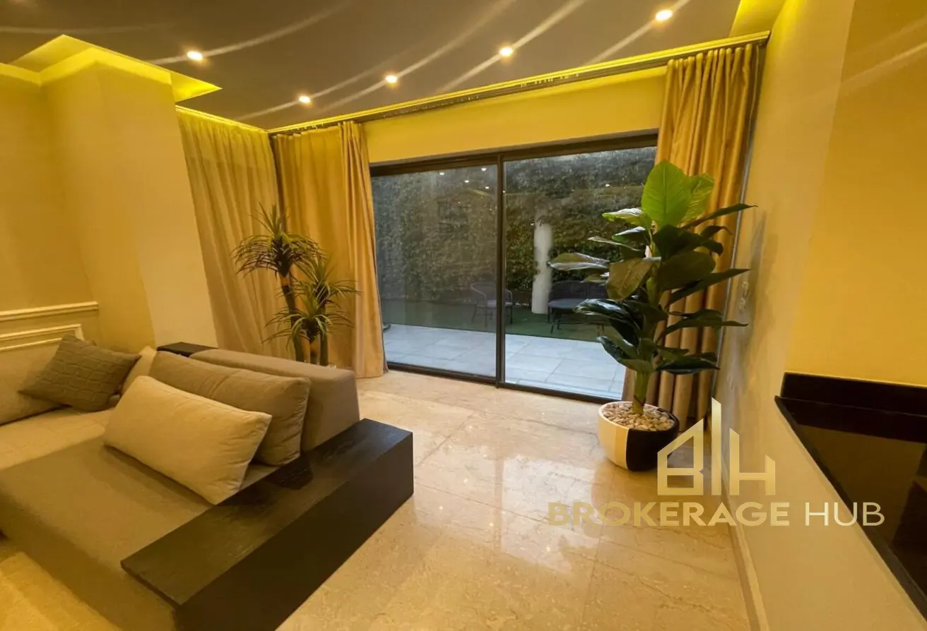 111029379 - Property Main Image