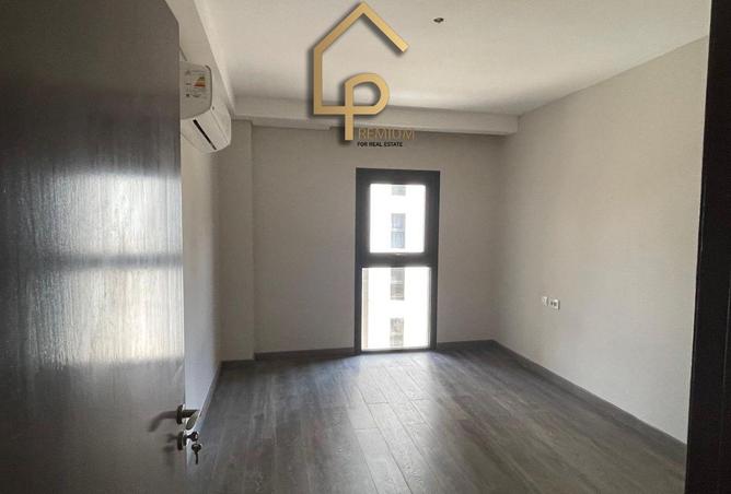 8586850 - Property Image 3