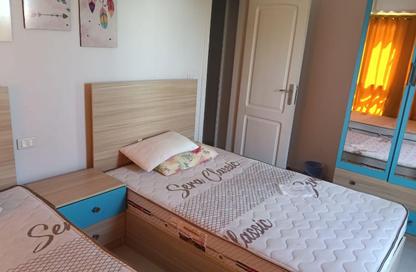 Chalet - 3 Bedrooms - 2 Bathrooms for rent in Mountain View - Ras Al Hekma - North Coast