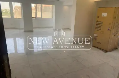 Duplex - 4 Bedrooms - 3 Bathrooms for sale in Degla - Hay El Maadi - Cairo