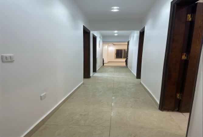 81560084 - Property Image 3