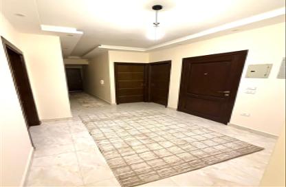 Apartment - 3 Bedrooms - 2 Bathrooms for rent in South Lotus - El Lotus - New Cairo City - Cairo