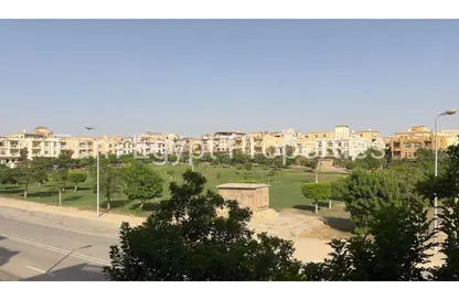 Apartment - 3 Bedrooms - 2 Bathrooms for sale in Al Narges 5 - Al Narges - New Cairo City - Cairo