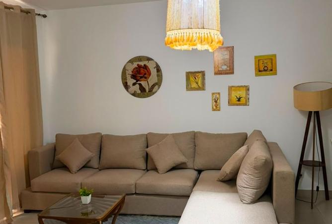 97722517 - Property Image 3
