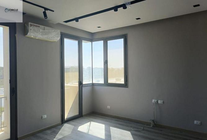 87842322 - Property Image 3
