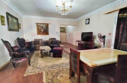 Apartment - 2 Bedrooms - 1 Bathroom for rent in Mustafa Kamel - Hay Sharq - Alexandria