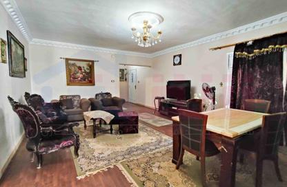 Apartment - 2 Bedrooms - 1 Bathroom for rent in Mustafa Kamel - Hay Sharq - Alexandria