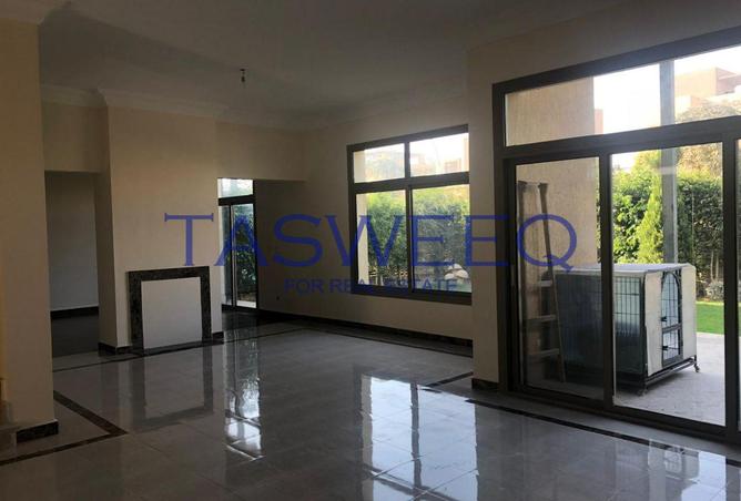 8411916 - Property Image 2