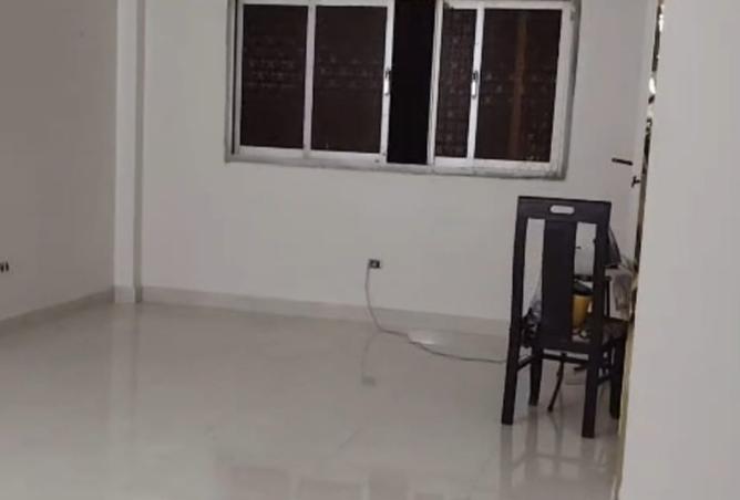 104878107 - Property Main Image
