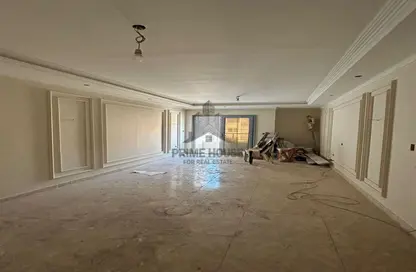 Apartment - 3 Bedrooms - 2 Bathrooms for sale in Abo Qir St. - Sporting - Hay Sharq - Alexandria