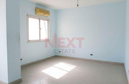 Office Space - Studio - 1 for rent in Ahmed Kamha St. - Ibrahimia - Hay Wasat - Alexandria