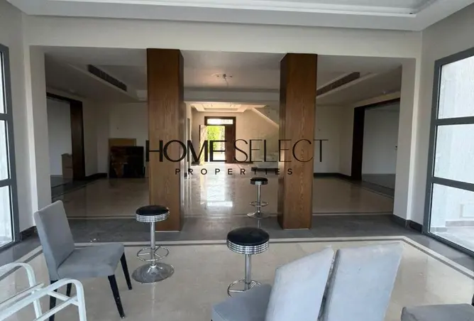 74311477 - Property Image 3