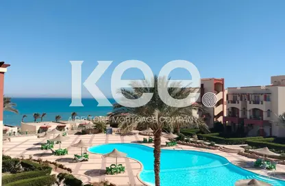 Chalet - 2 Bedrooms - 1 Bathroom for sale in Lasirena Palm Beach - Al Ain Al Sokhna - Suez