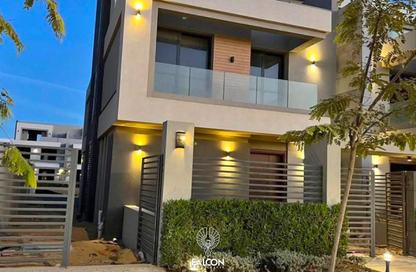 Villa - 6 - 5 for sale in El Patio Town - 5th Settlement Compounds - The 5th Settlement - New Cairo City - Cairo