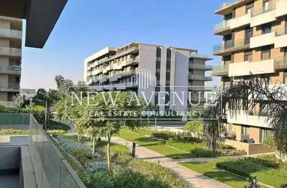 Apartment - 2 Bedrooms - 2 Bathrooms for sale in Al Burouj Compound - El Shorouk Compounds - Shorouk City - Cairo