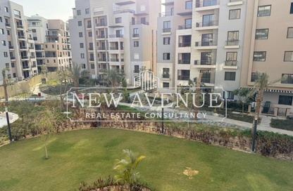 Apartment - 3 Bedrooms - 3 Bathrooms for sale in District 5 - 5th Settlement Compounds - The 5th Settlement - New Cairo City - Cairo