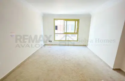 Apartment - 2 Bedrooms - 2 Bathrooms for sale in Muruj - Smouha - Hay Sharq - Alexandria Apartment - 2 Bedrooms - 2 Bathrooms for sale in Muruj - Smouha - Hay Sharq - Alexandria