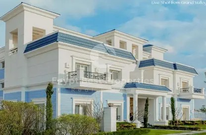 منزل مزدوج - 6 غرف نوم - 6 حمامات للبيع في ماونتن فيو جراند فاليز - العاصمة الإدارية الجديدة - القاهرة