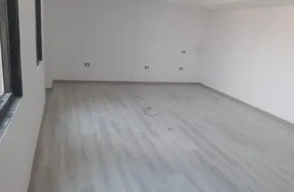 مساحات مكتبية - 3 غرف نوم - 1 حمام للايجار في كايرو بيزنس بارك - كمبوندات التجمع الخامس - التجمع الخامس - مدينة القاهرة الجديدة - القاهرة