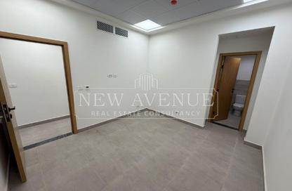 Clinic - Studio - 1 for rent in Three Sixty - 5th Settlement Compounds - The 5th Settlement - New Cairo City - Cairo