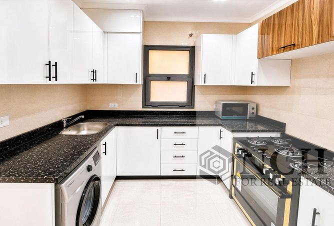 81303647 - Property Image 3