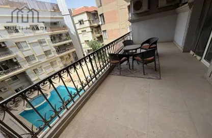 Apartment - 4 Bedrooms - 4 Bathrooms for sale in Street 16 - Maadi - Hay El Maadi - Cairo