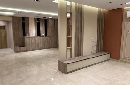 Apartment - 4 Bedrooms - 4 Bathrooms for sale in Moon Residences - Fifth Square - The 5th Settlement - New Cairo City - Cairo