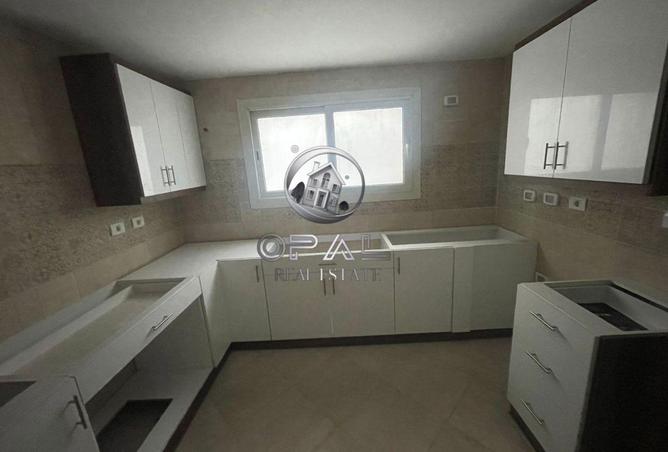 97136309 - Property Image 3