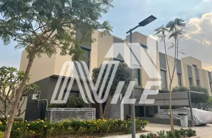 Townhouse - 3 Bedrooms - 3 Bathrooms for sale in Al Burouj Compound - El Shorouk Compounds - Shorouk City - Cairo