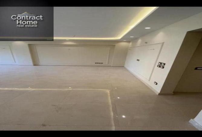 63132211 - Property Image 3