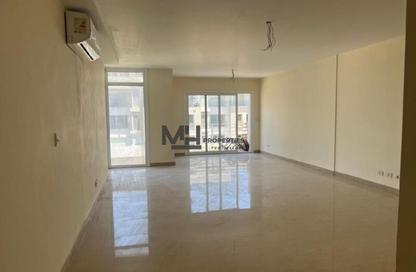 Apartment - 3 Bedrooms - 3 Bathrooms for rent in Garden Residence - Hyde Park - New Cairo City - Cairo