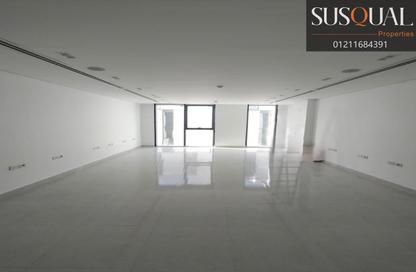 Office Space - Studio - 2 Bathrooms for rent in Hyde Park Business District Mall - South Teseen St. - The 5th Settlement - New Cairo City - Cairo
