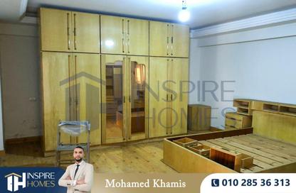 شقة - 3 غرف نوم - 2 حمامات للايجار في سبورتنج - حي شرق - الاسكندرية