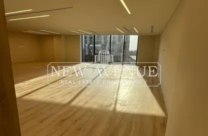 مساحات مكتبية - غرفة نوم - 1 حمام للايجار في يو فينوس - التجمع الاول - مدينة القاهرة الجديدة - القاهرة