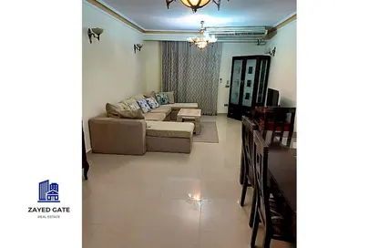 شقة - 3 غرف نوم - 2 حمامات للبيع في حدائق المهندسين - الحي الرابع - الشيخ زايد - الجيزة