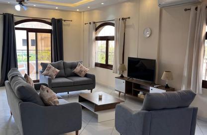 شقة - 3 غرف نوم - 2 حمامات للايجار في شارع اخناتون - الحي الخامس - التجمع الخامس - مدينة القاهرة الجديدة - القاهرة