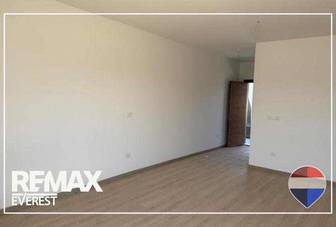 98822557 - Property Image 2