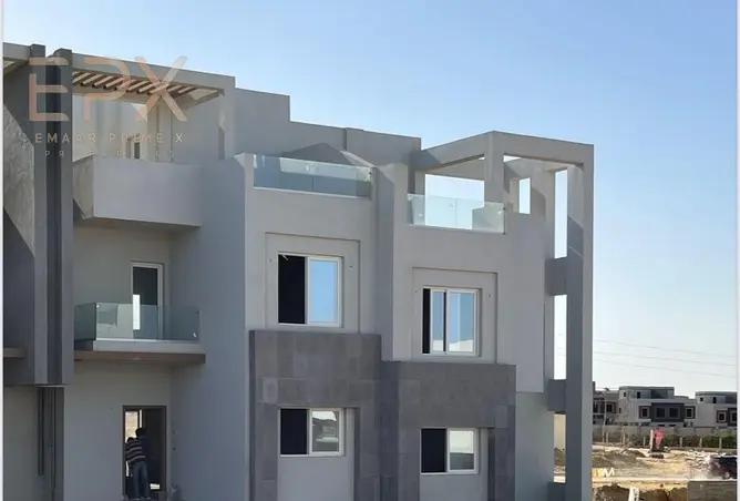 101787609 - Property Image 2
