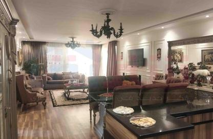 Apartment - 3 Bedrooms - 1 Bathroom for sale in Mustafa Kamel - Hay Sharq - Alexandria