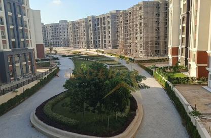 Apartment - 3 Bedrooms - 2 Bathrooms for sale in Alex West - Alexandria Compounds - Alexandria