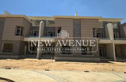 Townhouse - 3 Bedrooms - 4 Bathrooms for sale in La Fontaine Province - 5th Settlement Compounds - The 5th Settlement - New Cairo City - Cairo