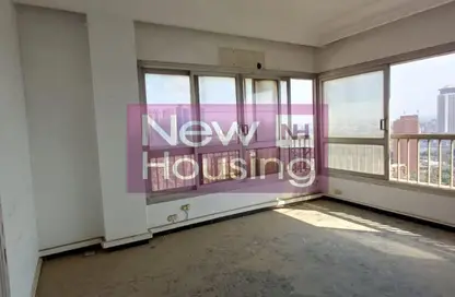 Apartment - 3 Bedrooms - 3 Bathrooms for sale in Zamalek - Cairo