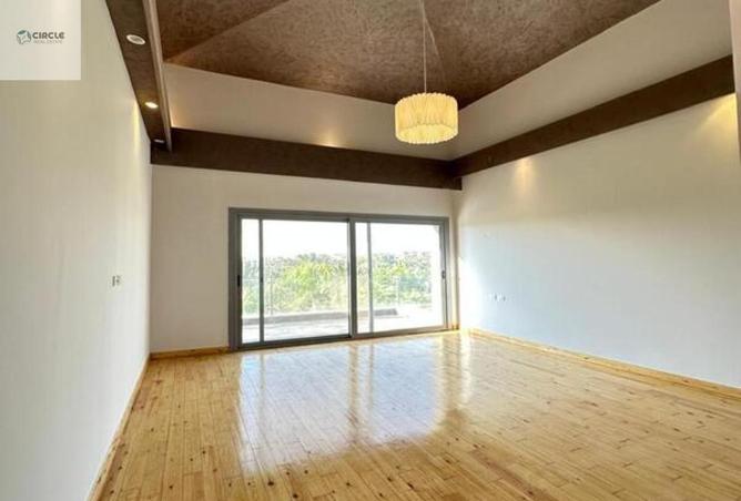 56253079 - Property Main Image