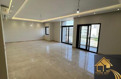 شقة - 3 غرف نوم - 3 حمامات للايجار في مون ريزيدنس - فيفث سكوير - التجمع الخامس - مدينة القاهرة الجديدة - القاهرة