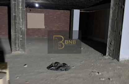 Shop - Studio - 2 Bathrooms for rent in Ismail Al Kabbany St. - 1st Zone - Nasr City - Cairo