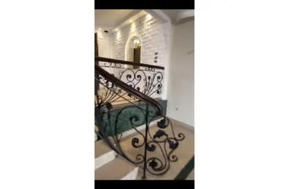 شقة - 3 غرف نوم - 2 حمامات للبيع في شارع الدكتور ابراهيم ابو النجا - الحديقة الدولية - الحي السابع - مدينة نصر - القاهرة