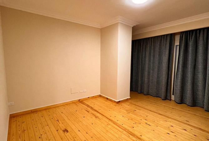 73234932 - Property Image 3