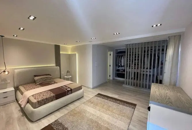72721616 - Property Image 2
